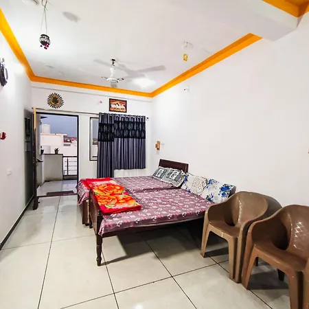Bhavya Homestay Garudeshwar Exterior photo