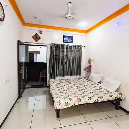 Bhavya Homestay Garudeshwar Exterior photo